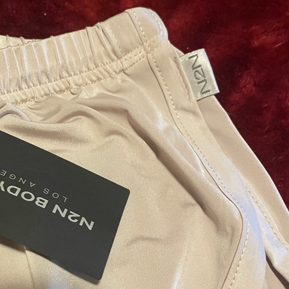 NWT N2N Bodywear Men's Dream Split Short - Nude, Small - Picture 6 of 7
